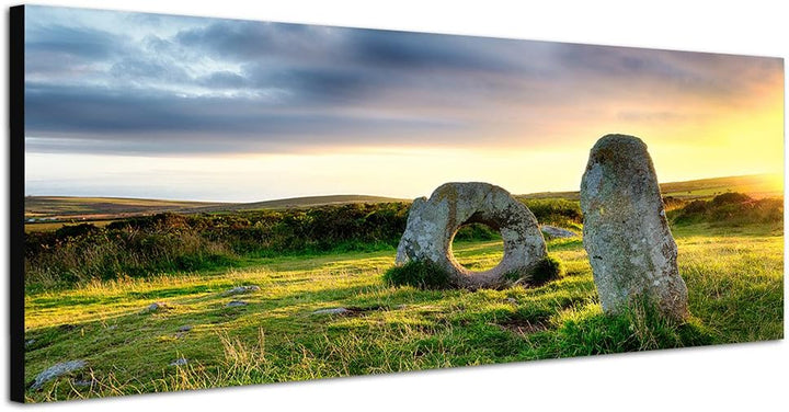 Paul Sinus Art Panoramabild auf Leinwand und Keilrahmen 150x50cm England Men-an-Tol-Steine Wiese Abe