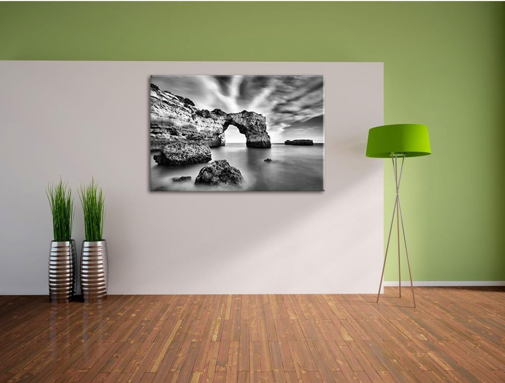 Pixxprint Monocrome, Riesiger Berg im Meer, Format: 100x70 auf Leinwand, riesige Bilder fertig gerah