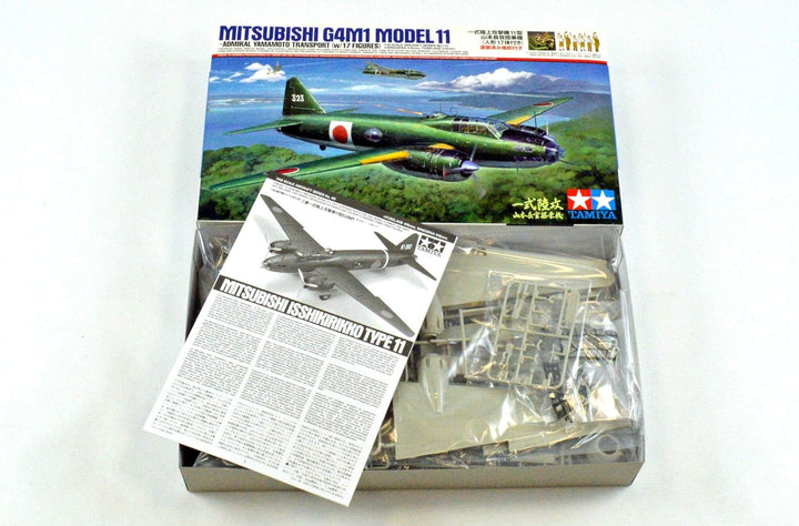 Tamiya 300061110-1:48 WWII Mitsubishi G4M1 Modell 11 (17), Flugzeug