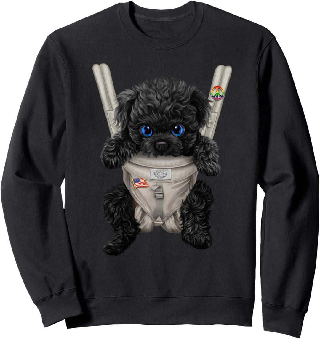 Schwarzer Pudelhund in der Babytrage Sweatshirt