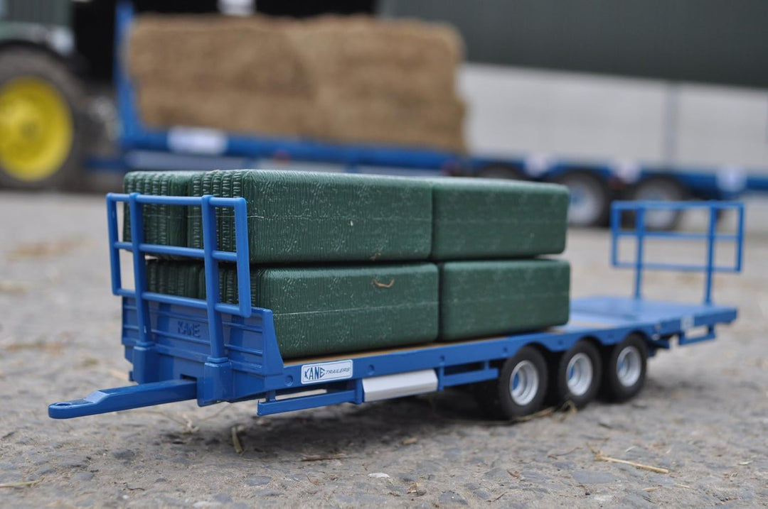 Kane Ballenanhänger, Britains Trecker Modell Spielzeug im blauen Design für den Transport von Heubal