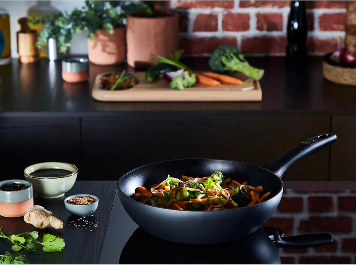 Tefal G28819 Hard Titanium On Wokpfanne 28 cm | Aluminium | unbedenkliche Antihaftversiegelung | The