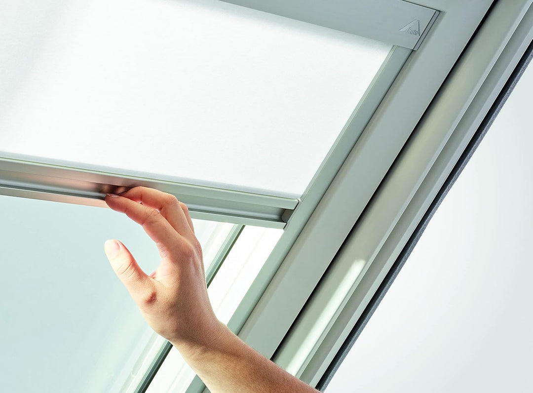 Original Roto Rollo Exclusiv ZRE für Roto Dachfenster - Führungsschiene Silber - Manuelle Bedienung
