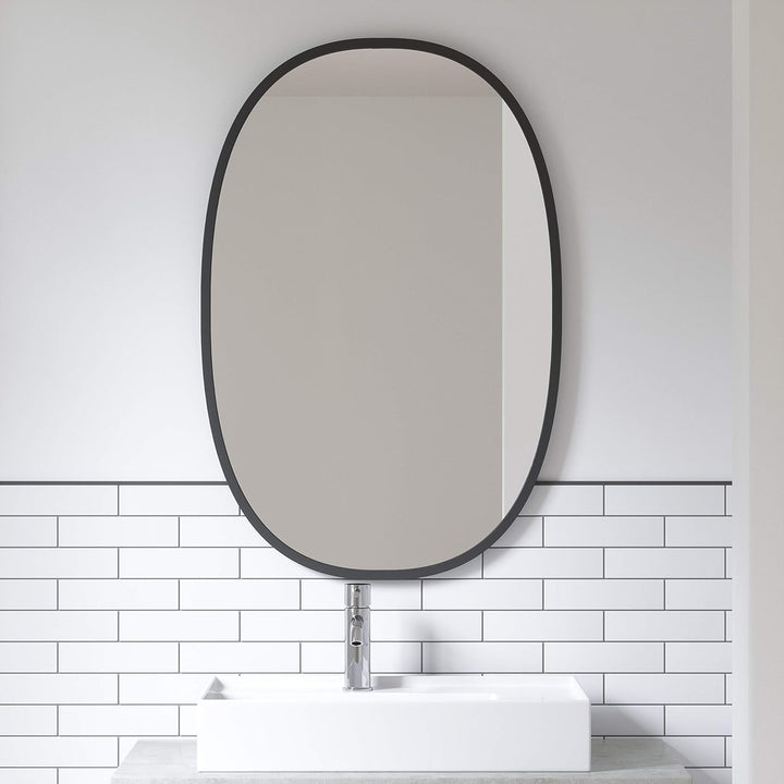 Umbra Hub Wandspiegel – Ovaler Spiegel für Diele, Badezimmer, Wohnzimmer und Mehr, Schwarz, 61x91 cm