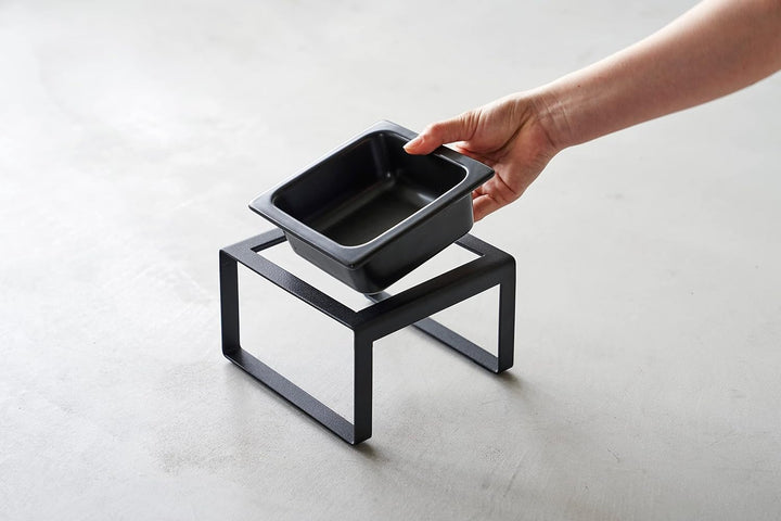 Yamazaki TOWER 5817 Futternapfständer einzeln, 300ML, Schwarz, Stahl/Keramik, Pet Food Bowl Stand, S