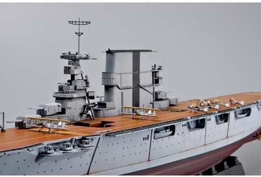 Trumpeter 05607 Modellbausatz USS Saratoga