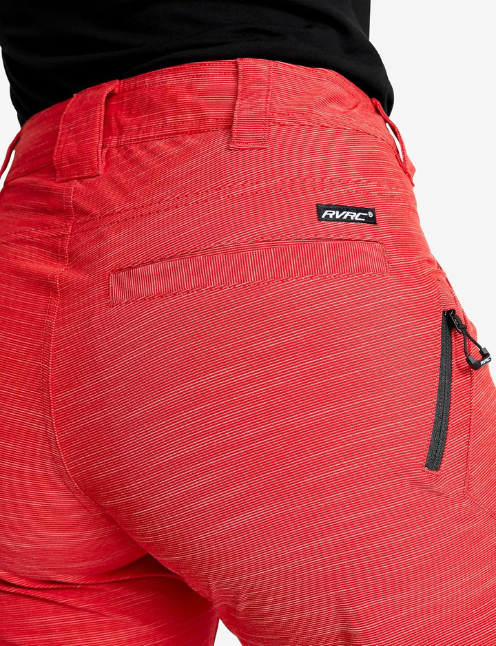 RevolutionRace Damen Hike &amp; Dive Shorts, Hybrid Wandershorts und Badeshorts für alle Outdoor-Aktivit