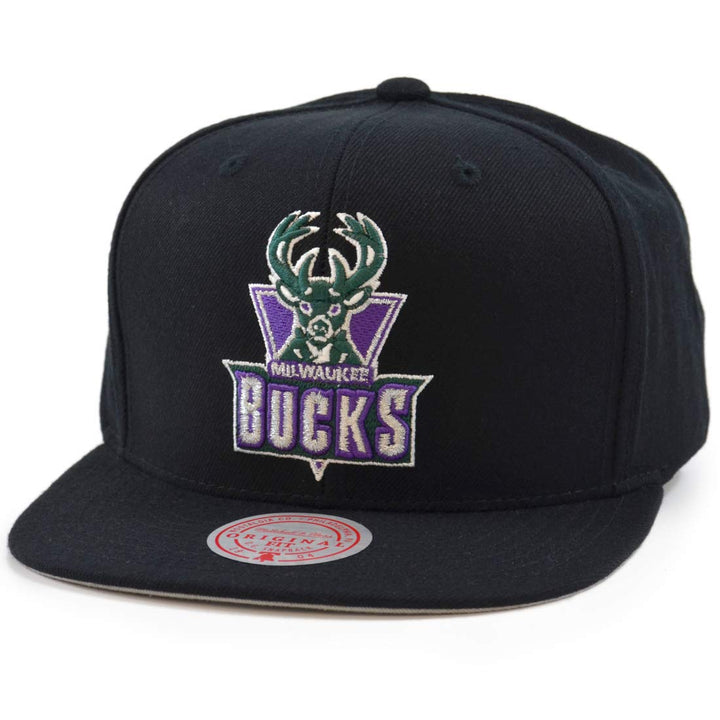 Mitchell & Ness Wool Solid Snapback Milwaukee Bucks Black