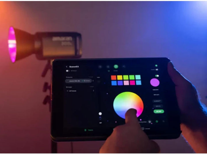 Aputure Amaran 300C RGB Vollfarb-LED-Videoleuchte, Bi-Color 2500K bis 7500K, 300W, Bowens-Mount, Dau