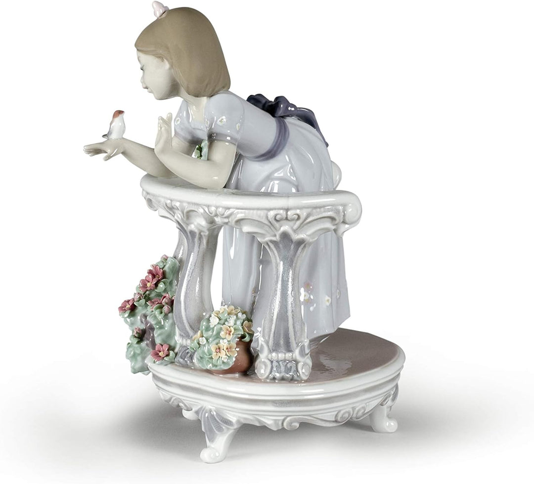 LLADRÓ Mädchen-Figur Frühlingserwachen. Mädchen Mit Blumen. Porzellan.