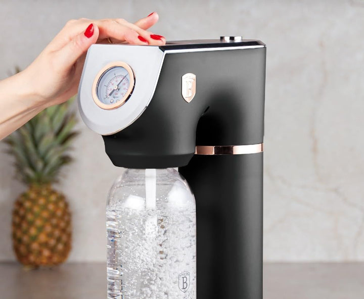 BERLINGER HAUS Sodabar Soda Maker + 2 Bottles Black Rose Collection | Umweltfreundlich und Benutzerf