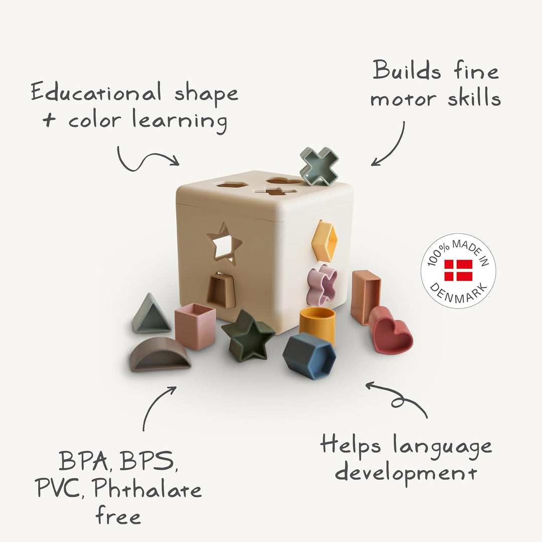 Mushie Shape Sortierbox | 12 Formen Sortierspielzeug | Buntes Sortierspielzeug für Kinder | Geeignet