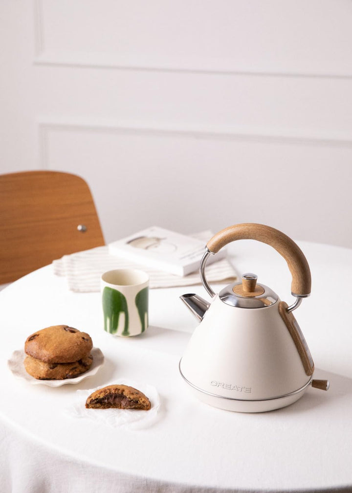 CREATE/PACK TOAST RETRO XL + KETTLE RETRO M/Toaster Cremeweiss mit Wasserkocher Cremeweiss/Wasserkoc