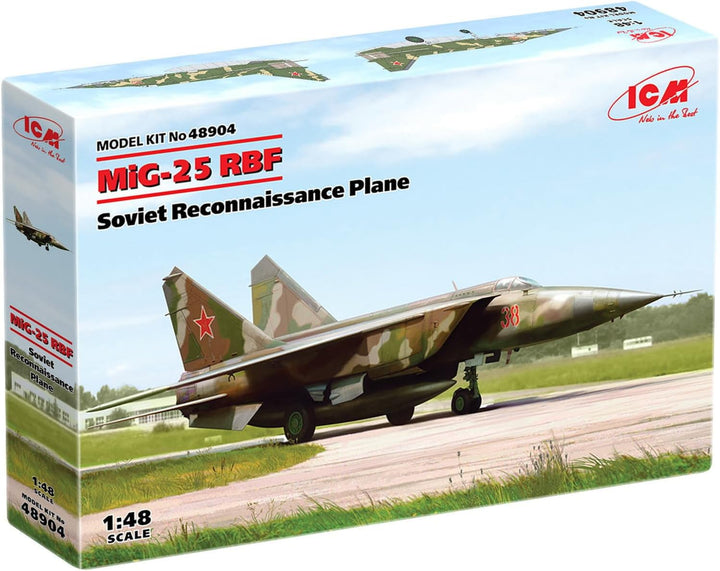 ICM 48904 Modellbausatz MiG-25 RBF, Soviet Reconnaissance Plane, Schwarz