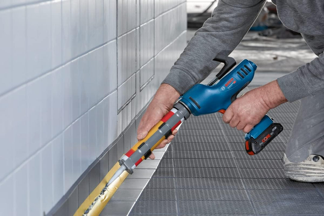 Bosch Professional System Akku Kartuschenpresse GCG 18V-310 (ohne Akkus und Ladegerät, Druckkraft 3,