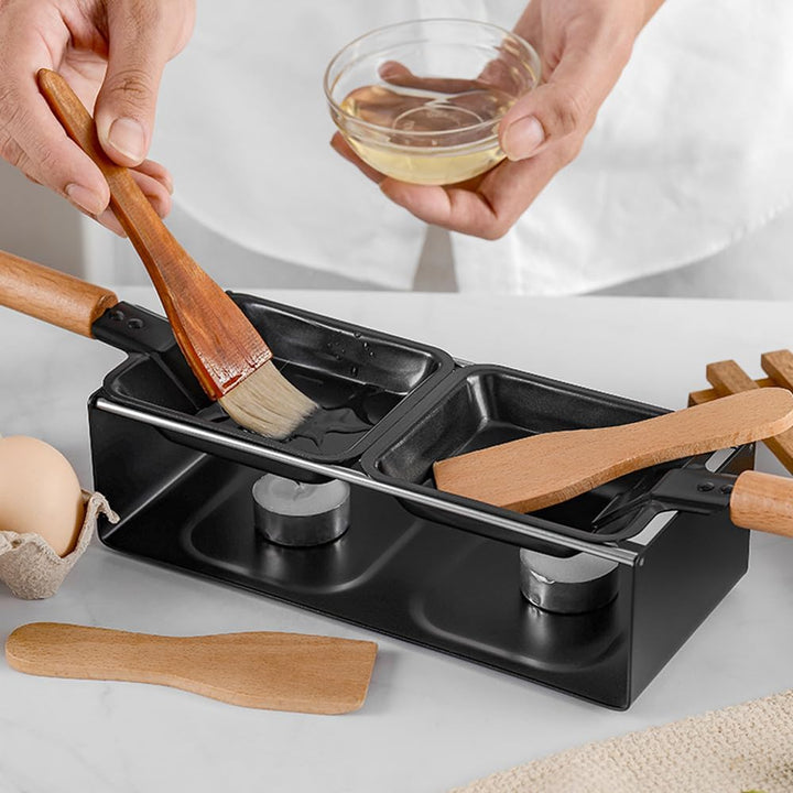 Käsefondue-Set zum Sammeln, 2 Pfannenwender und 2 Käsepfannen