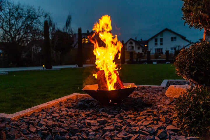 FENNEK Hexagon. Mobile, demontierbare und steckbare Feuerschale aus