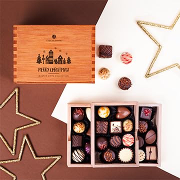 CHOCOLISSIMO Schokolade Geschenk - 30 Edle Pralinen in Holzbox - Weihnachtssüssigkeiten - Geschenk z
