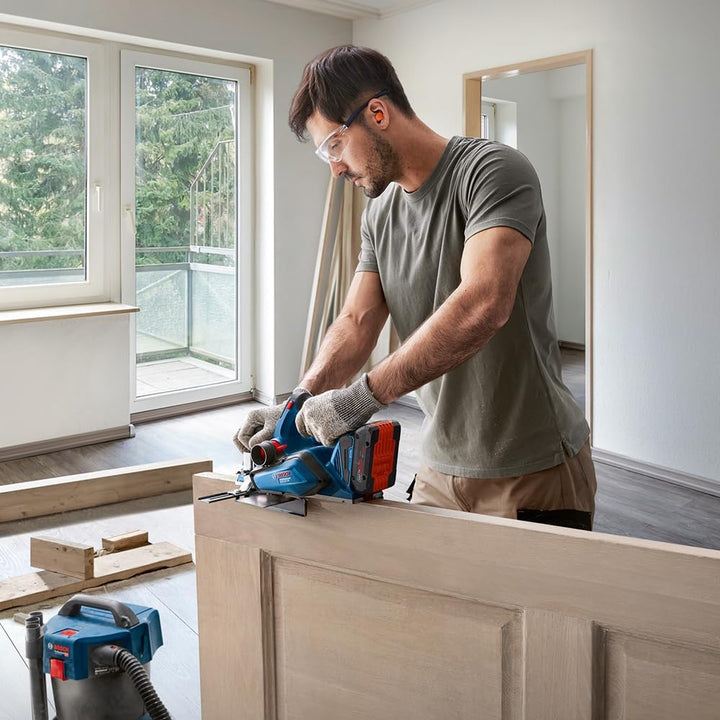 Bosch Professional 18V System Akku-Hobel GHO 18V-26 (bürstenloser Motor, inkl. Staubbeutel, Parallel