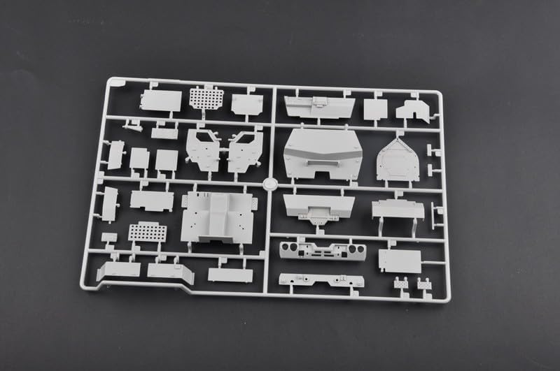 Trumpeter 01009 Modellbausatz M1078 LMTV (Armor CAB)