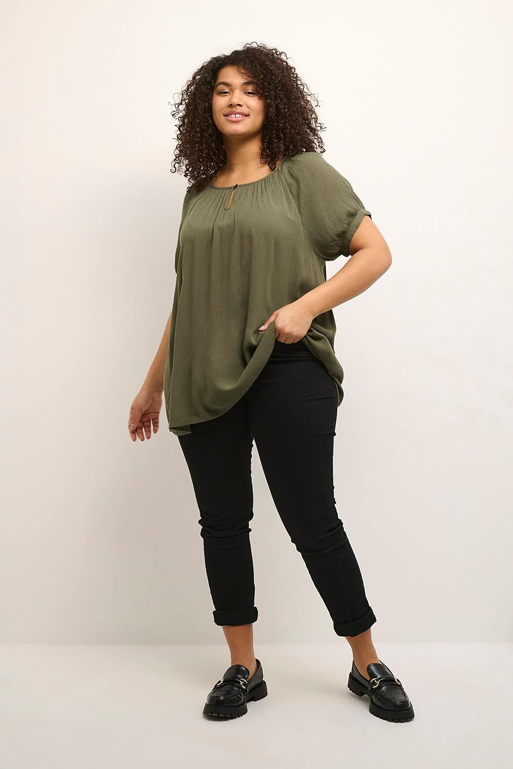 KAFFE CURVE Kurzarm-Bluse KCami Bluse Grosse Grössen Damen Kurzarm Rundhals Plus Size Shirt 46 Grape
