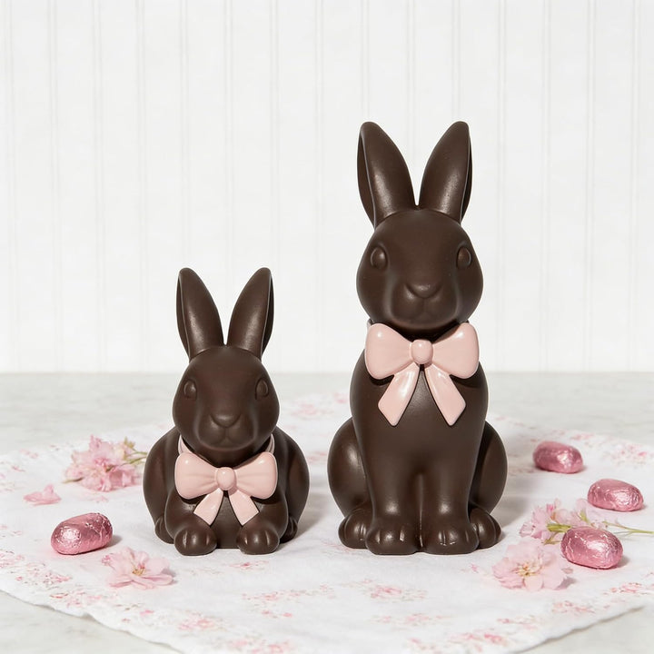 DN DECONATION Osterhasen-Figuren Set mit Rosa Schleife, Schokoladenbraune Hasen-Statuen aus Harz für