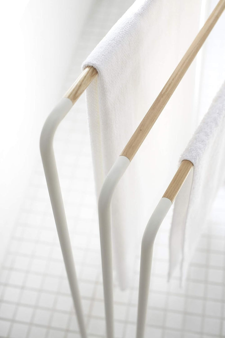 Yamazaki 7467 PLAIN Bath Towel Hanger, white, Steel / Wood, 70 x 19 x 83 cm Weiss, Weiss
