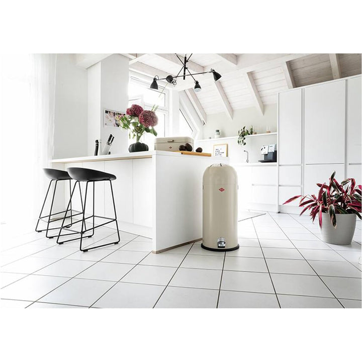 Wesco Kickmaster Maxi Abfallsammler in der Farbe weiss, pulverbeschichtetes Stahlblech, eingebauter