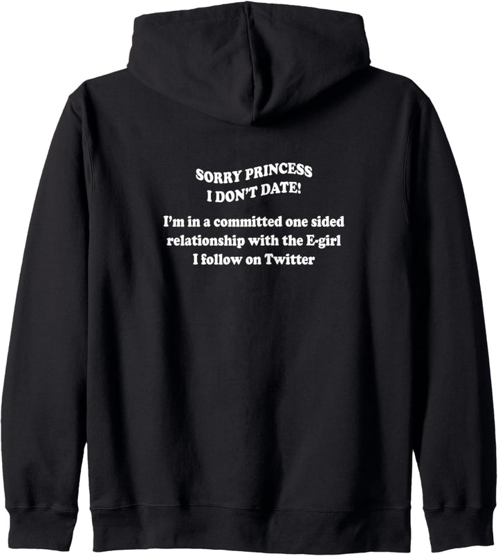 VERPFLICHTETE BEZIEHUNG ZU EINEM E-MÄDCHEN Kapuzenjacke