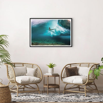 Poster Schwarzrahmen Surfen Unterwasser Frau Deko 91x61cm Wandposter Art Prints Wandbilder Dekoratio