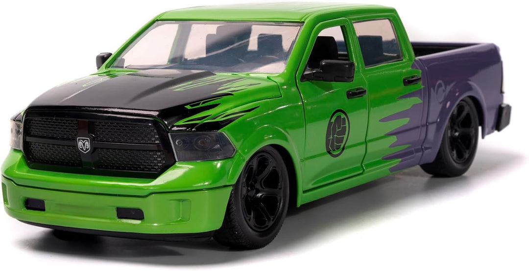 Jada Toys Marvel Hulk Figur mit Modellauto 2014er Dodge Ram 1500 - Set aus Marvel Avengers Sammelfig