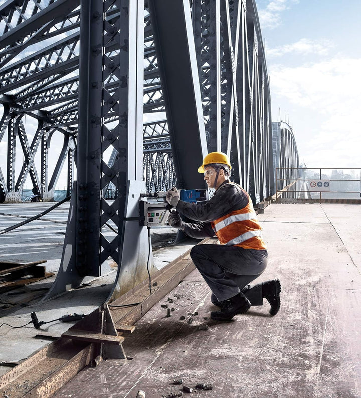 Bosch Professional Bohrmaschine (Schwarz, Blau, 1.200 Watt, max. Bohr-Ø 50 mm), GBM 50-2