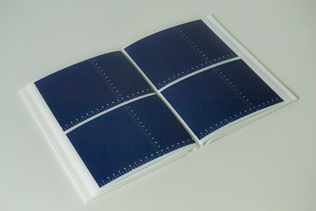Fotoalbum mit Einsteckfächern 21 x 28 cm für 200 Fotos 13 x 18 cm, Einband aus grünem Baumwollstoff
