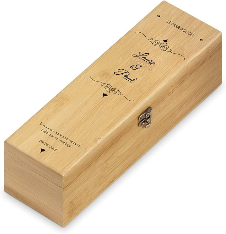 Maverton Weinbox für 0,7L Weinflasche - Wein Holzbox personalisiert + 4er Weinzubehör - Weinset Wein