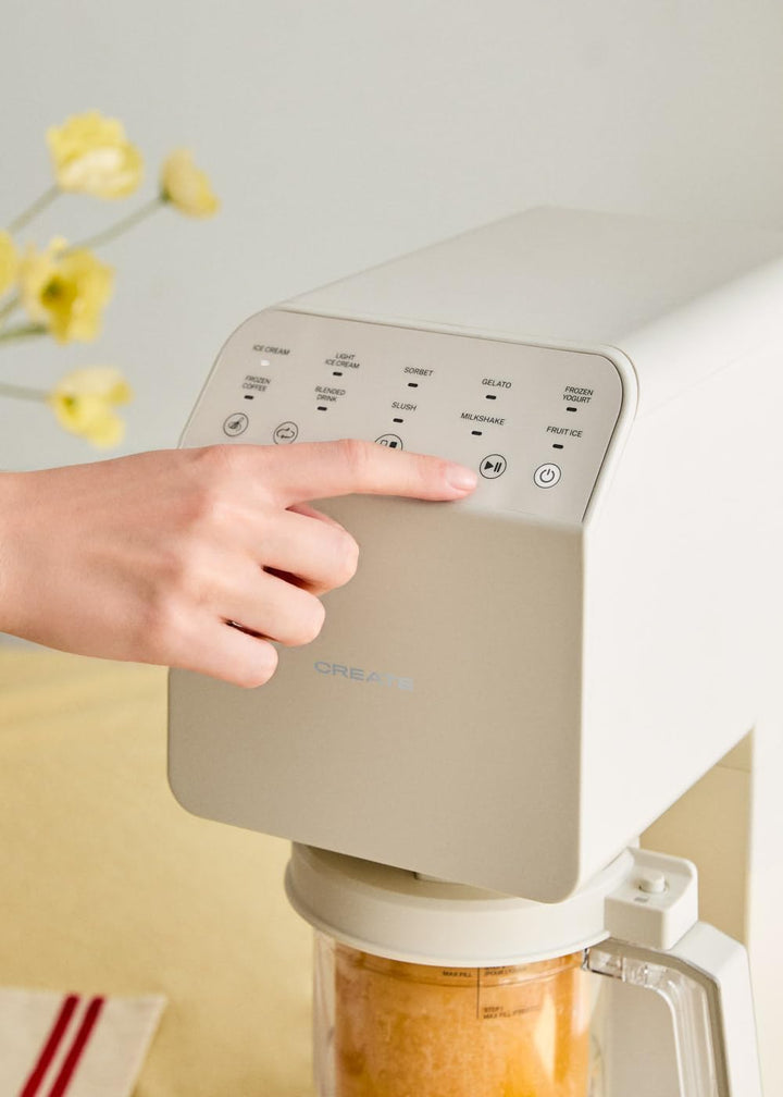 CREATE ICE CREAM MAKER STUDIO / Multifunktions-Eismaschine, 600 ml, 3 Schalen gebrochenes Weiss/Magn