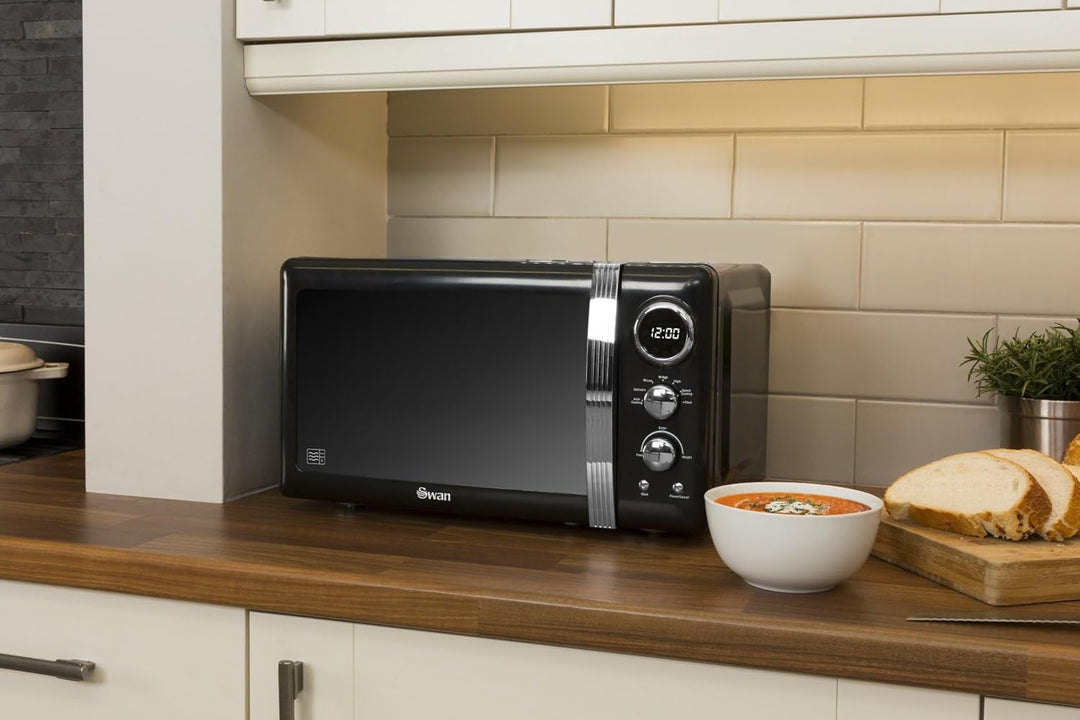 Swan Retro SM22030LBNEU Digitale Mikrowelle, 20 l, 5 Leistungsstufen, Auftaufunktion, Timer 60 Minut
