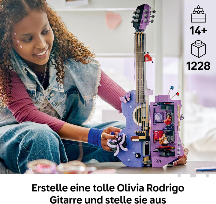 LEGO Editions Olivia Rodrigos Gitarre - 3D Modellbau mit 2 Minifiguren, Sternen &amp; Schmetterlingen -