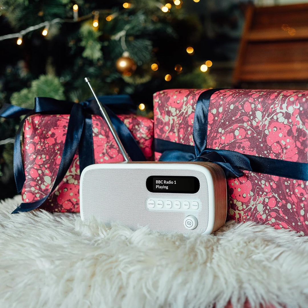 VQ Dexter Radio DAB Plus/DAB mit FM, 3 Watts Stereo Lautsprecher und LCD Bildschirm - Batteriebetrie