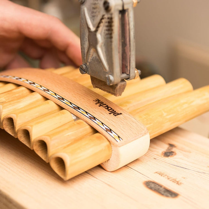 Plaschke Panflöte, Holz-Riemen Design, handgemacht aus Südtirol 18 Töne C-Dur 18 Töne C/Do, 18 Töne