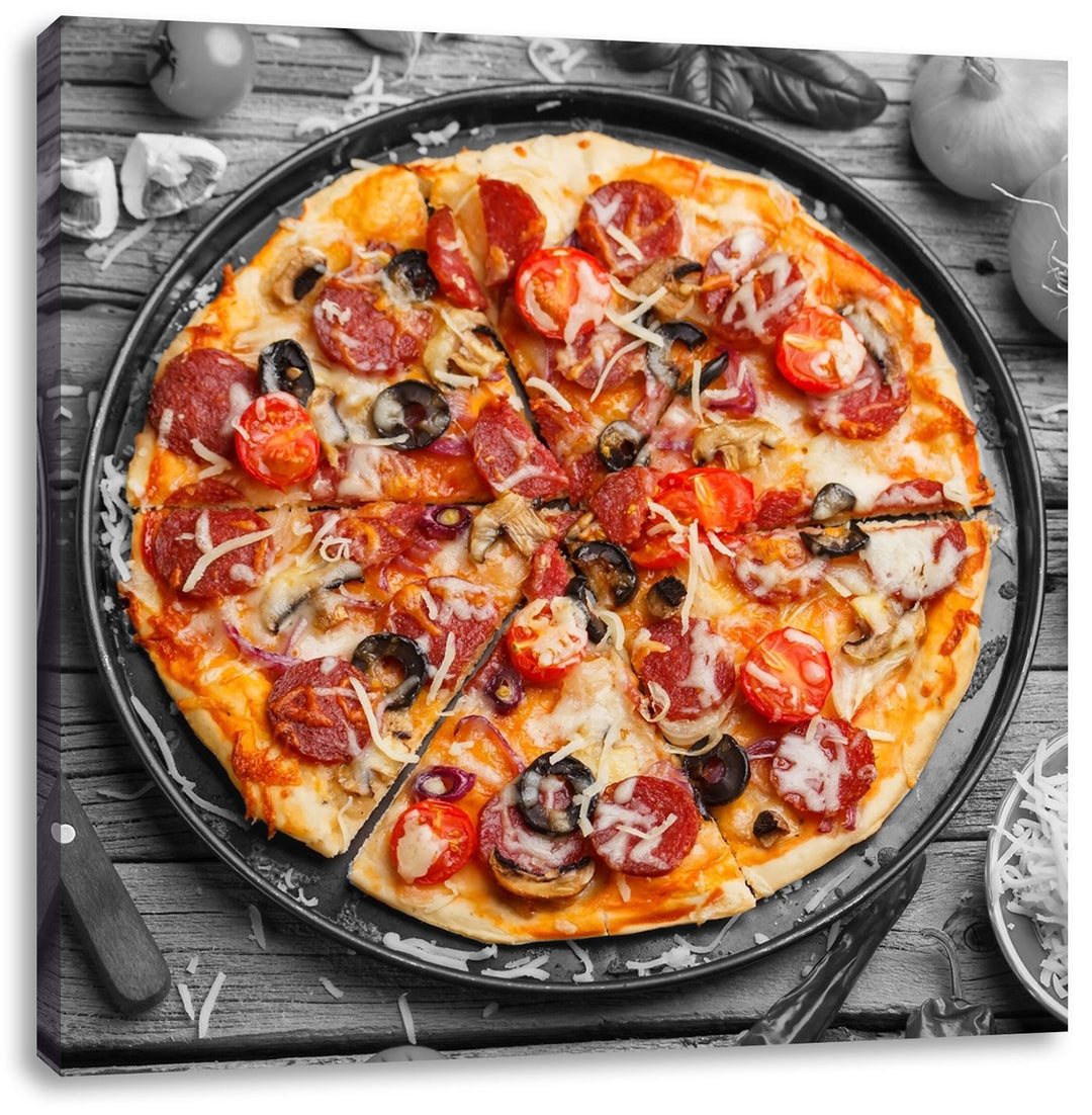 Pixxprint köstliche Pizza auf Pizzablech schwarz/weiss, Format: 70x70 auf Leinwand, 70x70