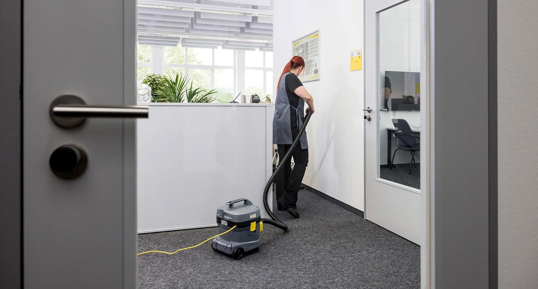 Kärcher Sauger T 11/1 Classic, Leichter Staubsauger, Behälter: 11 l, Leistung: 850 W, Schalldruckpeg