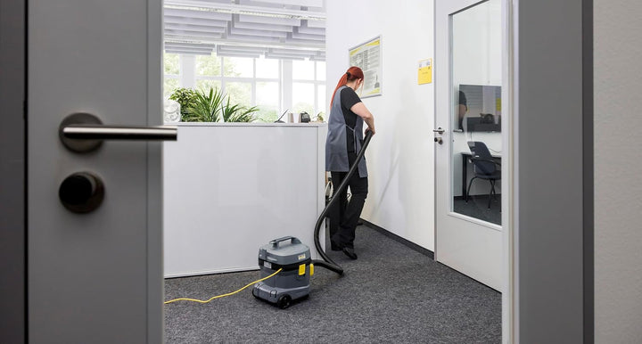 Kärcher Sauger T 11/1 Classic, Leichter Staubsauger, Behälter: 11 l, Leistung: 850 W, Schalldruckpeg