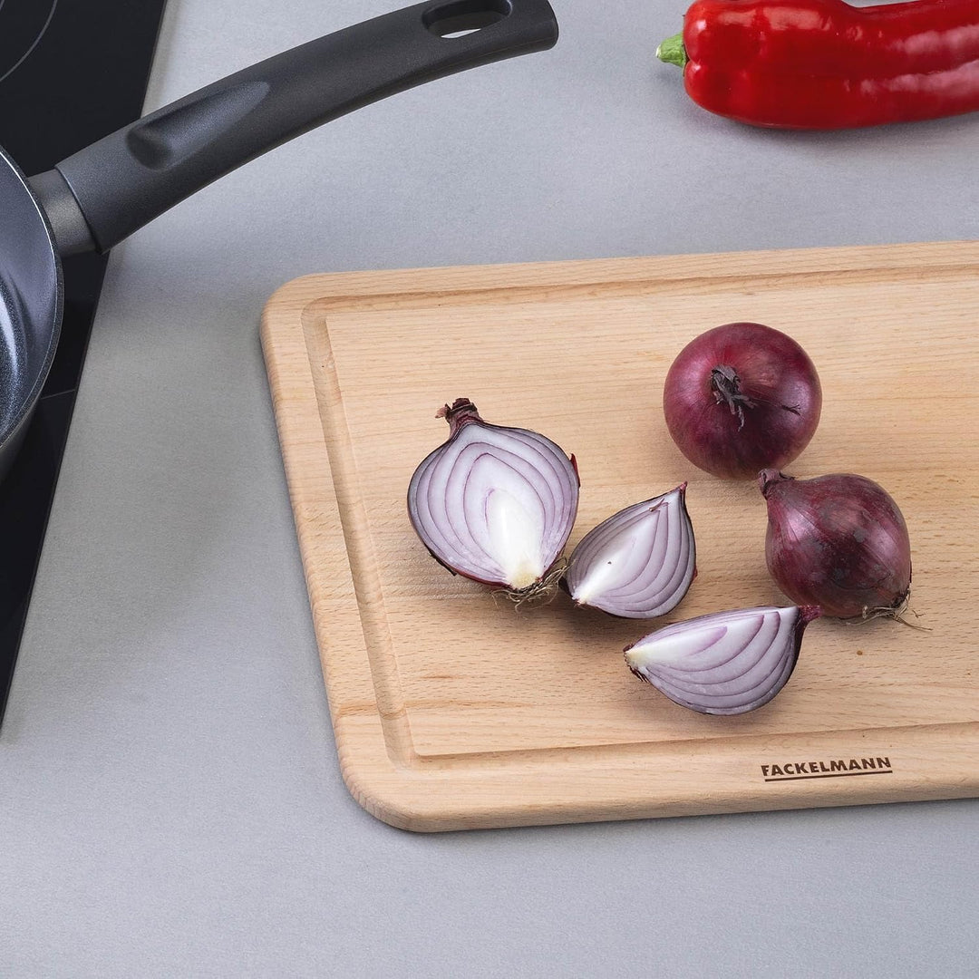 Fackelmann Buchenholz Schneidbrett 30 x 23 cm – Robust &amp; Nachhaltig, Ideal für die Küchenarbeit, pra