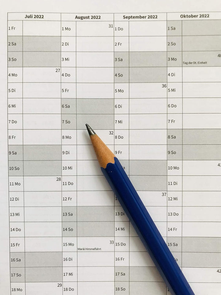 Der KLEINE DICKE - DIN A5 Kalender 2025 - schwarz - 400 Seiten - jeder Tag 1 volle Seite Platz Hellg