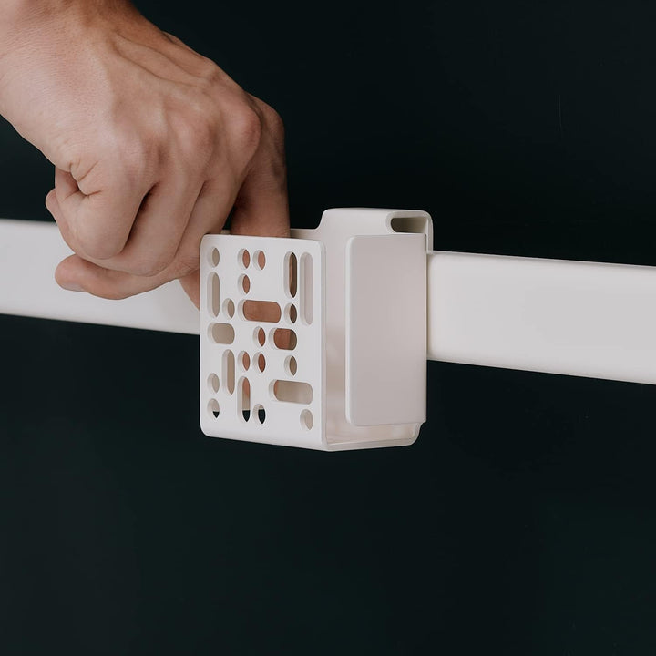 Pedestal Remote Box TV Mount | Praktische Halterung von Fernbedienung auf der Rückseite TV-Möbels |