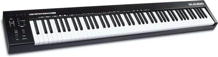 M-Audio Keystation 88 MK3 – MIDI Keyboard Controller mit 88 halbgewichteten Tasten für die Kontrolle