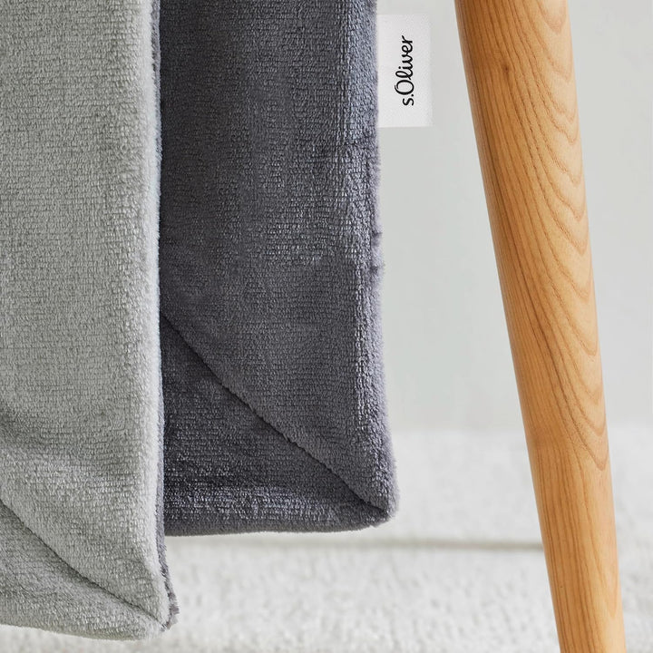 s.Oliver Doublesoft Kuscheldecke 150x200 - super kuschelig &amp; warm, Polyesterflausch Decke grau hellg