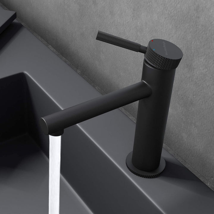 doporro Design Armatur in Schwarz matt Waschbeckenarmatur praktischer Einhebelmischer 18,1 cm hoch W