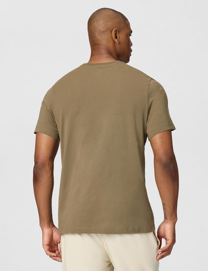 Nike Herren Sportswear Club T-Shirt S Medium Olive/Parachute Beige, S Medium Olive/Parachute Beige