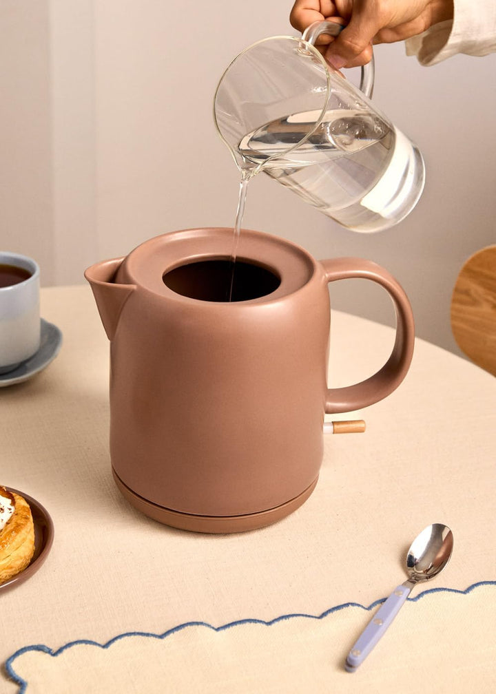 CREATE/KETTLE CERAMIC/Keramischer Wasserkocher Mokka/Keramikgehäuse, Aufheizen in 5 Minuten, 1L Fass